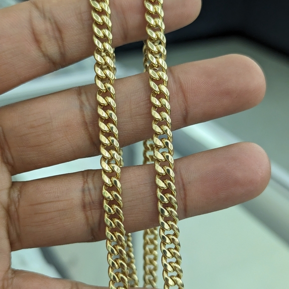 10kt Real Gold Miami Cuban Style Chain 5.8mm 24 inches - Picture 8 of 12